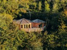 Nest Treehouse with Hot Tub in North Devon
